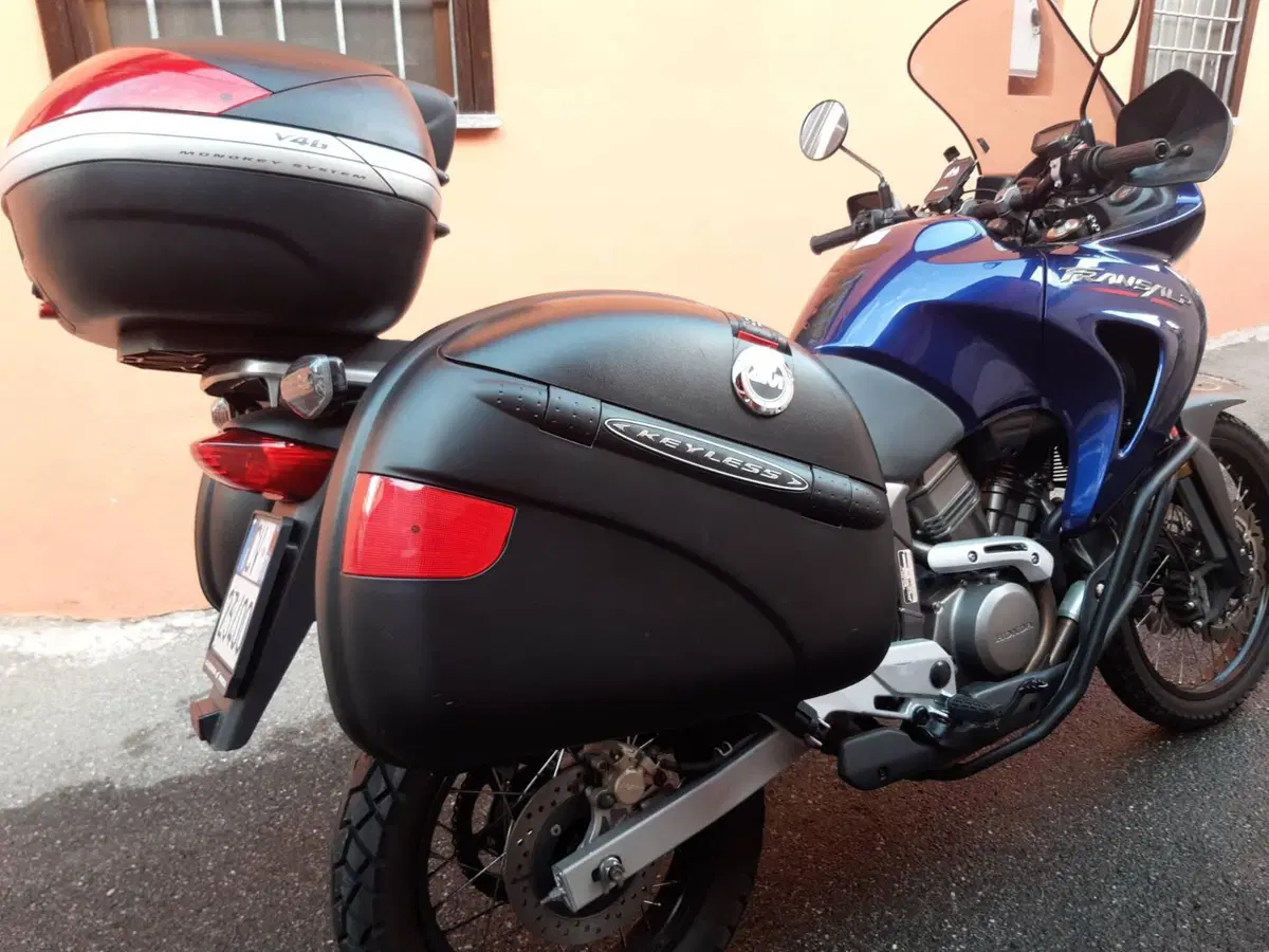 Honda Transalp XL 650V (2005 - 06) (6)
