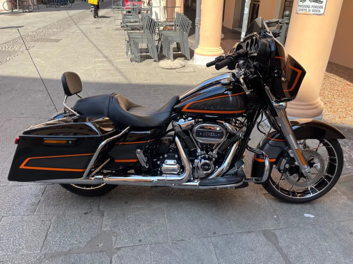 Harley-Davidson Street Glide Special (2021 - 23) (5)