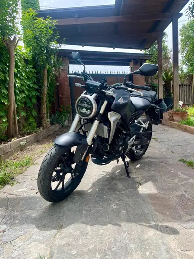 Honda CB 300 R (2018 - 19) usata