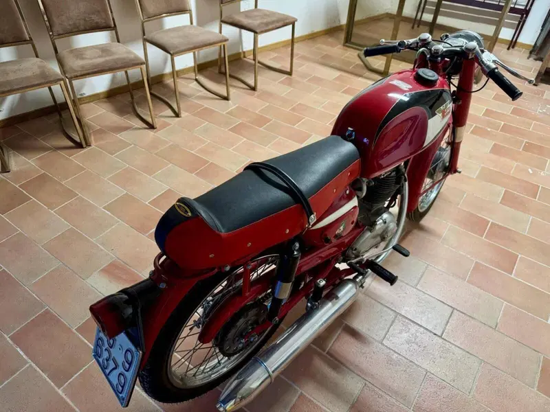 Morini Corsaro 125 Veloce (6)