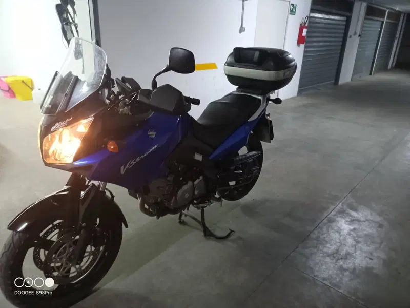 Suzuki V-Strom 650DL (2004 - 06) (3)