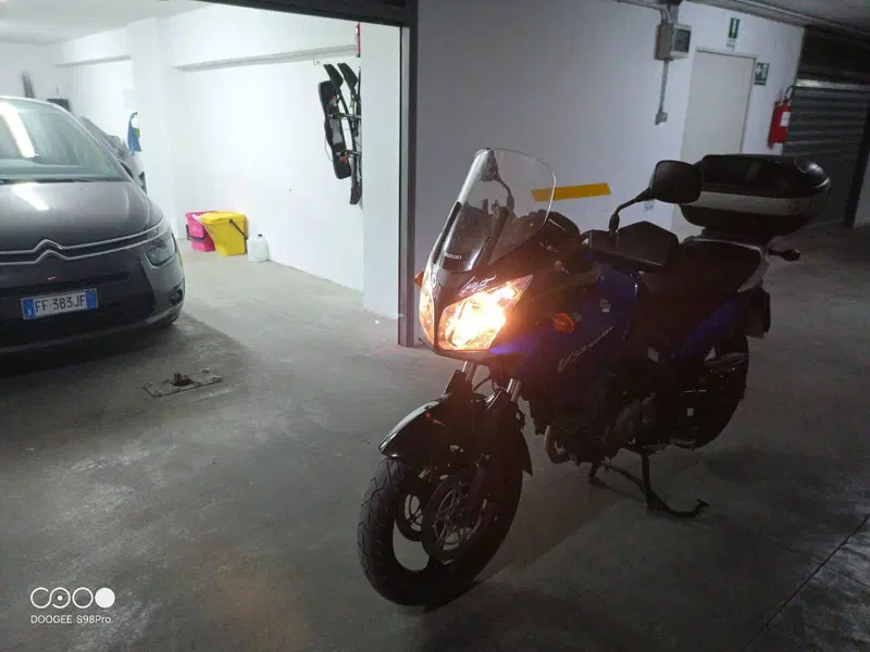 Suzuki V-Strom 650DL (2004 - 06) (4)