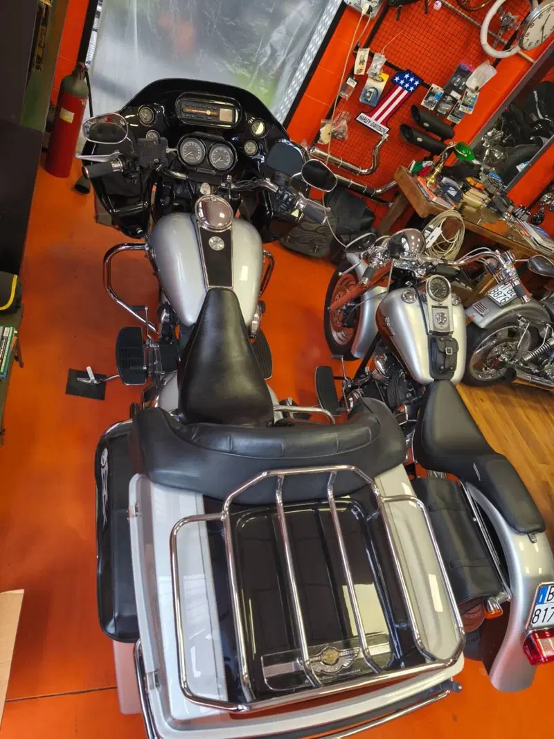 Harley-Davidson FLTR '03-Road Glide centenario  bicolore ASI (2)