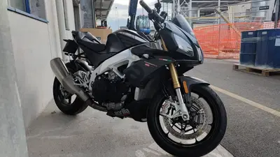 Aprilia Tuono V4 RR (2019 - 20) usata