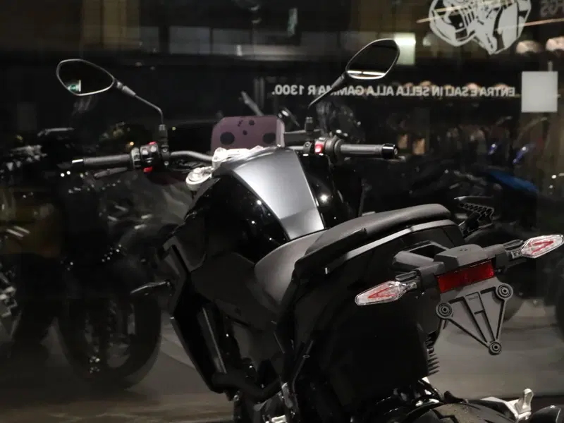 Bmw F 900 R (2025 - 26) (8)