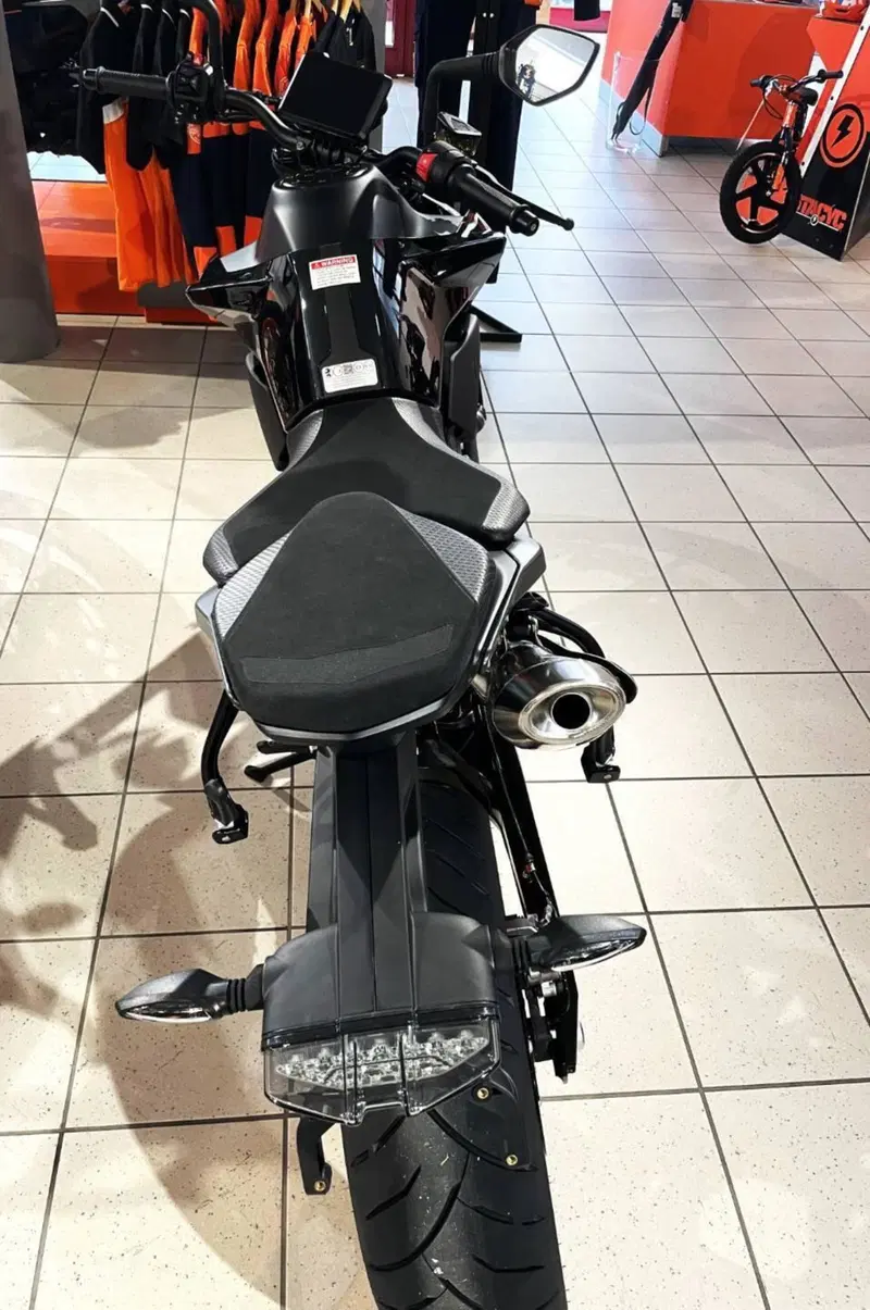 KTM 790 Duke (2025 - 26) (4)