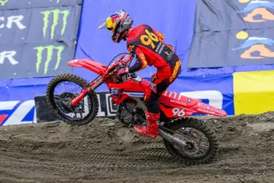 DopoGP SX &amp; MX: Tomac sconfigge Webb. Tra Deegan e Kitchen &egrave; battaglia. Kellet vince il Touquet [VIDEO] 