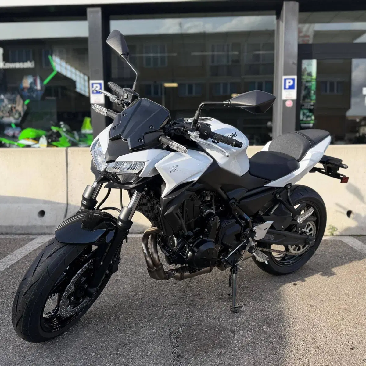 Kawasaki Z 650 (2025 - 26)