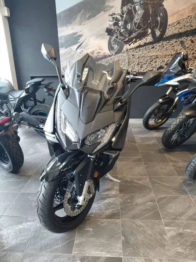 Kymco AK 575 Premium (2025 - 26) nuova