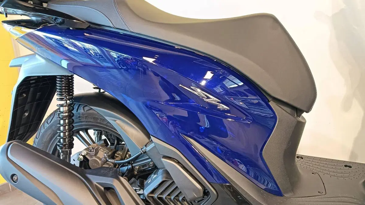 Honda SH 125 Vetro (2026) (3)