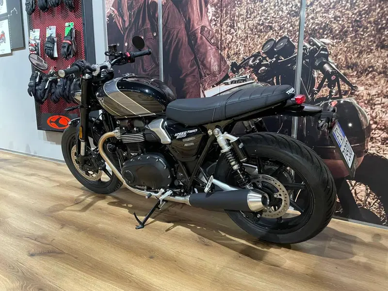 Triumph Speed Twin 900 (2025 - 26) (4)