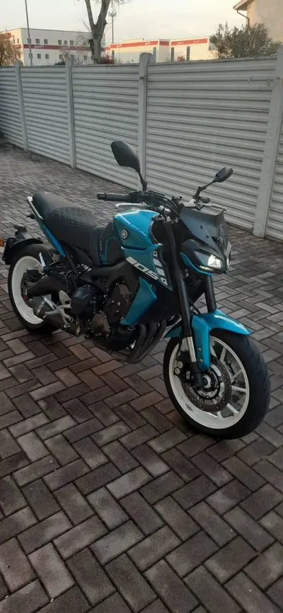 Yamaha MT-09 (2017 - 20) usata