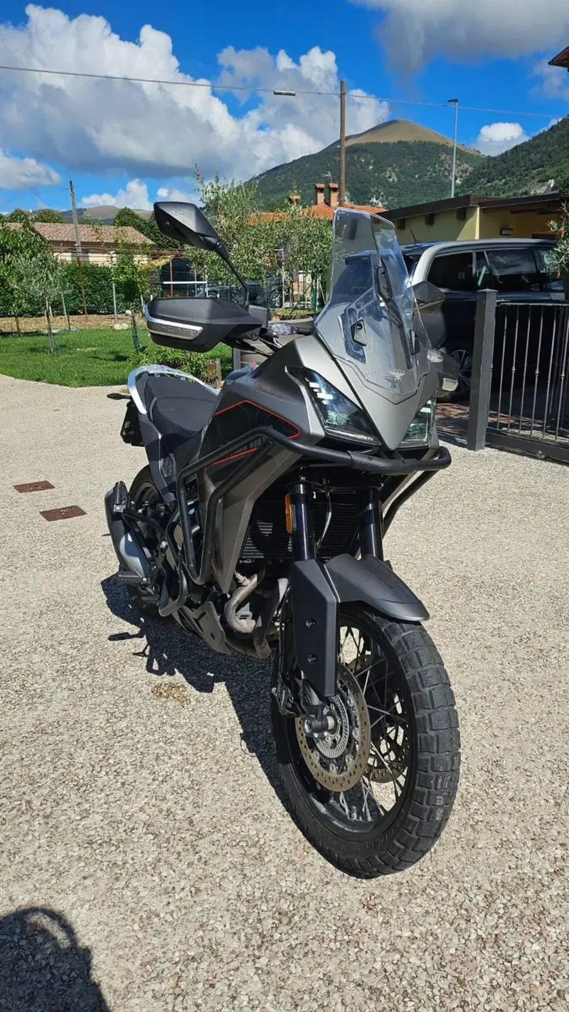 Moto Morini X-Cape 650 (2021 - 26) (3)