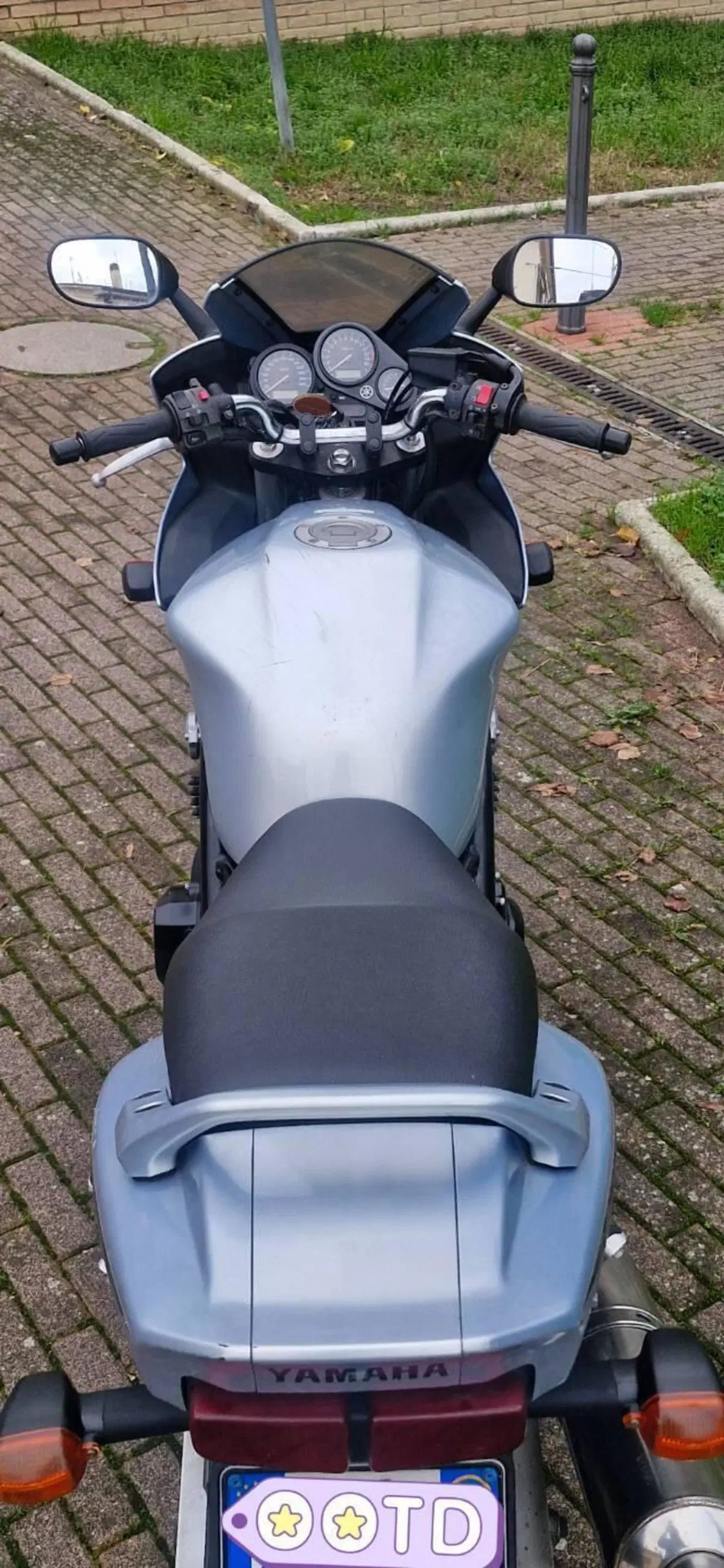 Yamaha FZS 600 Fazer (2002 - 03) (8)