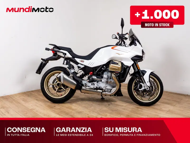 Moto Guzzi V100 Mandello (2022 - 24)
