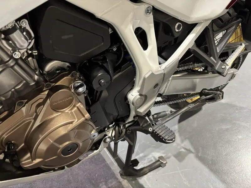 Honda Africa Twin CRF 1100L Adventure Sports DCT Travel Edition (2022 - 23) (12)