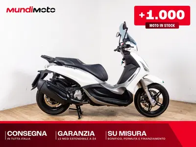 Piaggio Beverly 350 SportTouring ie ABS (2011 - 17) usata