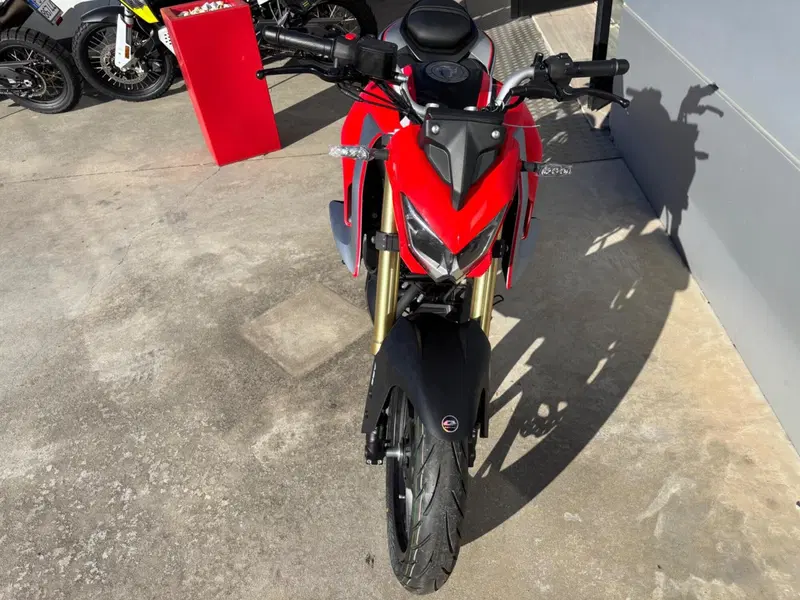 QJ Motor SRK 125 S (2025 - 26) (11)