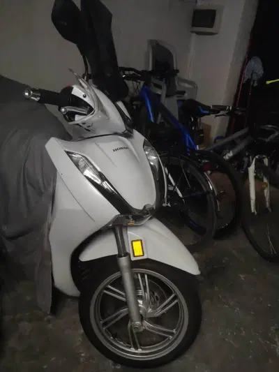 Honda SH 350 (2021 - 24) usata