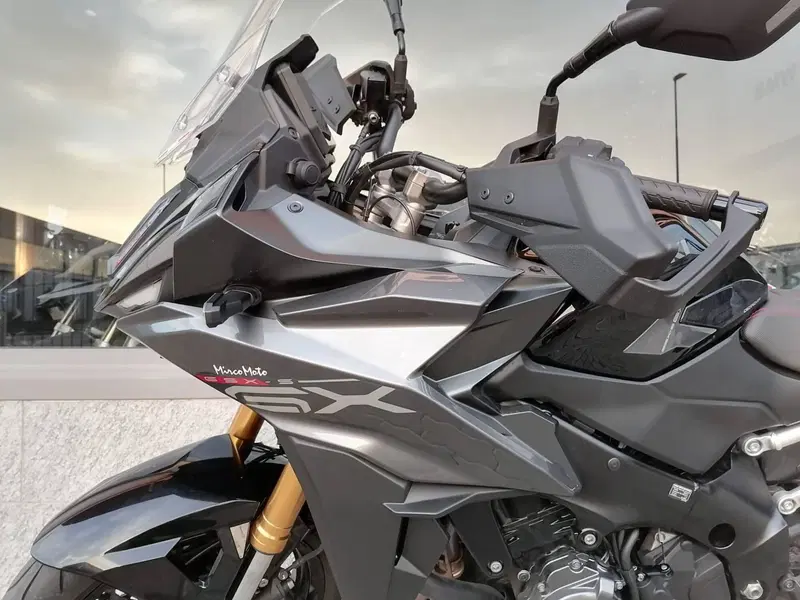 Suzuki GSX-S1000GX Touring (2024 - 26) (6)
