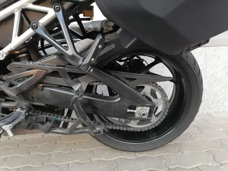 Suzuki GSX-S1000GX Touring (2024 - 26) (8)