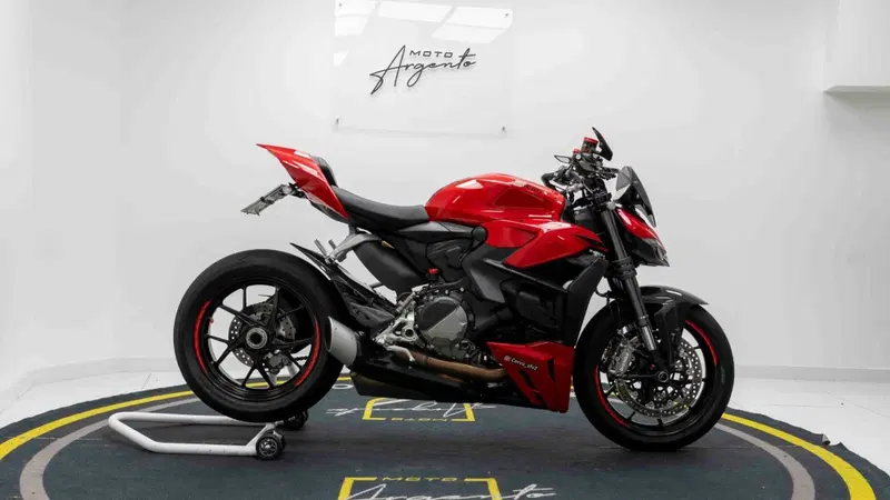 Ducati Streetfighter V2 (2022 - 24) (2)