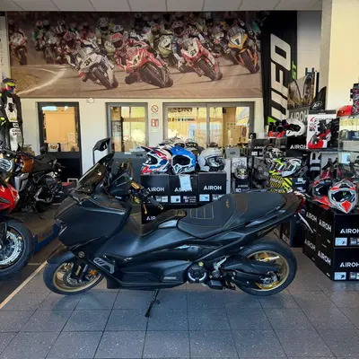 Yamaha T-Max 560 (2020 - 21) usata