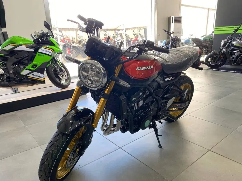 Kawasaki Z 900 RS SE (2026)