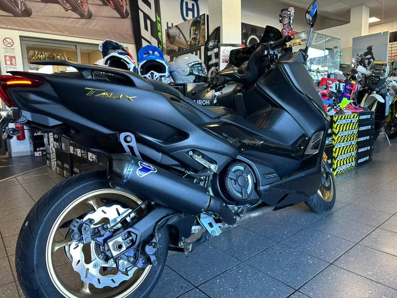Yamaha T-Max 560 (2020 - 21) (8)