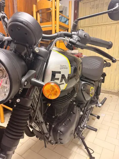 Royal Enfield HNTR 350 (2022 - 26) usata