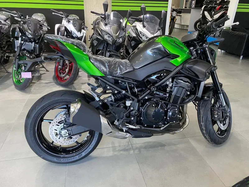 Kawasaki Z 900 (2025 - 26)