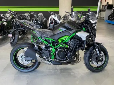 Kawasaki Z 900 (2025 - 26) nuova