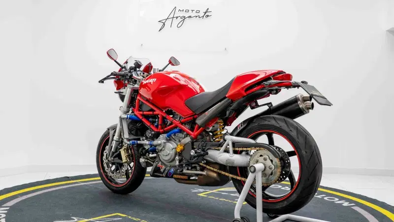 Ducati Monster S4R (2003 - 05) (5)