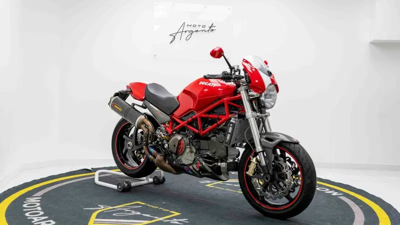 Ducati Monster S4R (2003 - 05) (9)