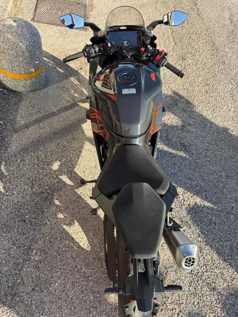 KTM 990 RC R (2026) (4)