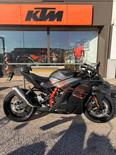 KTM 990 RC R (2026) nuova