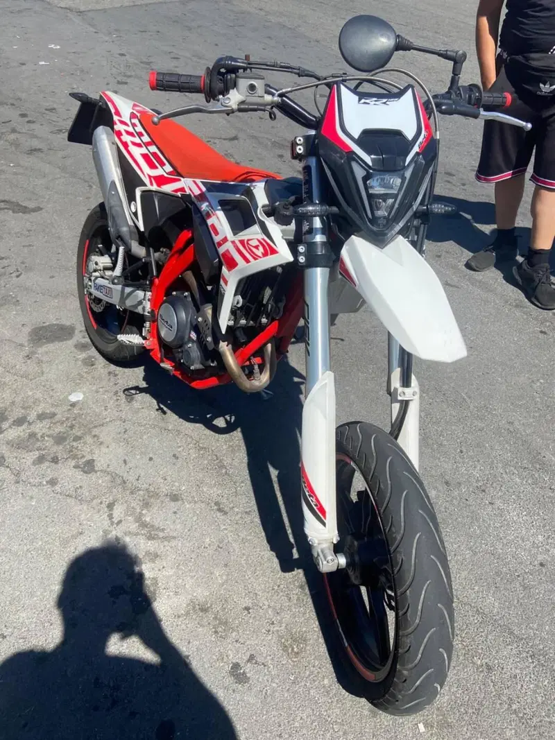 Betamotor RR 125 4T Motard LC (2021 - 23) (7)