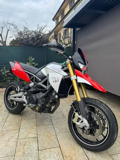 Aprilia Dorsoduro 750 ABS (2009 - 17) usata