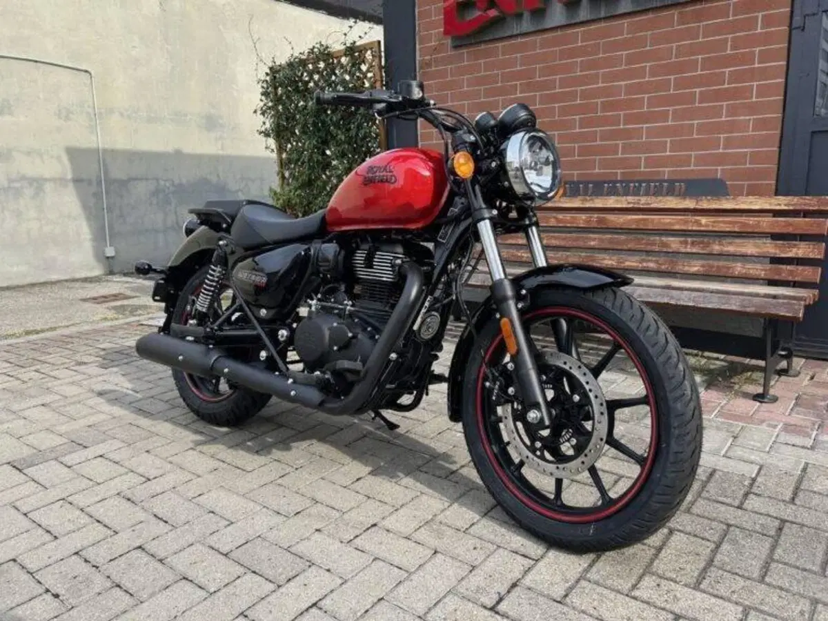 Royal Enfield Meteor 350 (2021 - 26) (4)