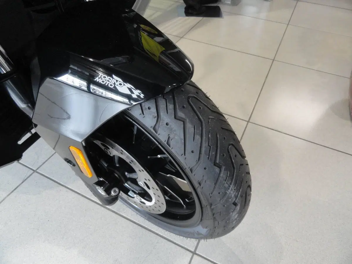 Voge Sfida SR4 (2022 - 24) (3)
