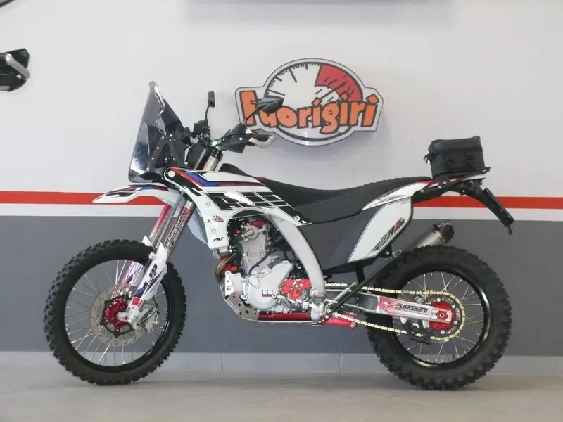 AJP PR7 650 Adventure (2021 - 24)