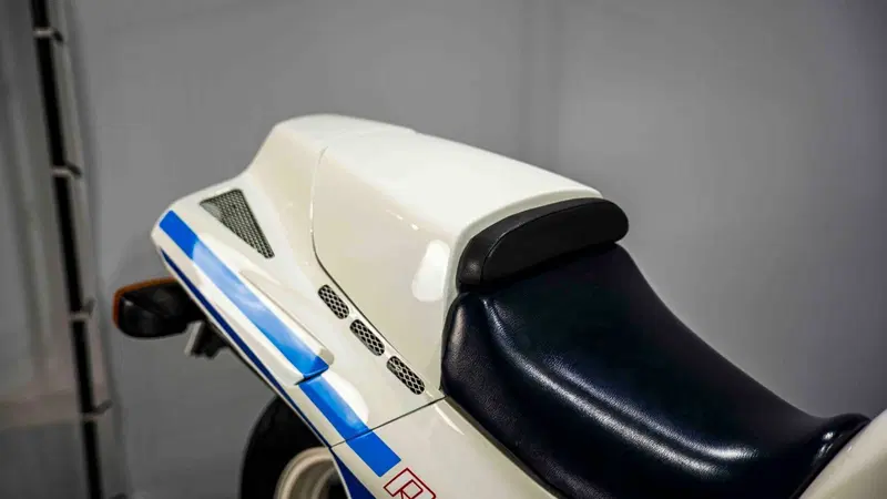 Suzuki RG 500 R (1985 - 88) (13)
