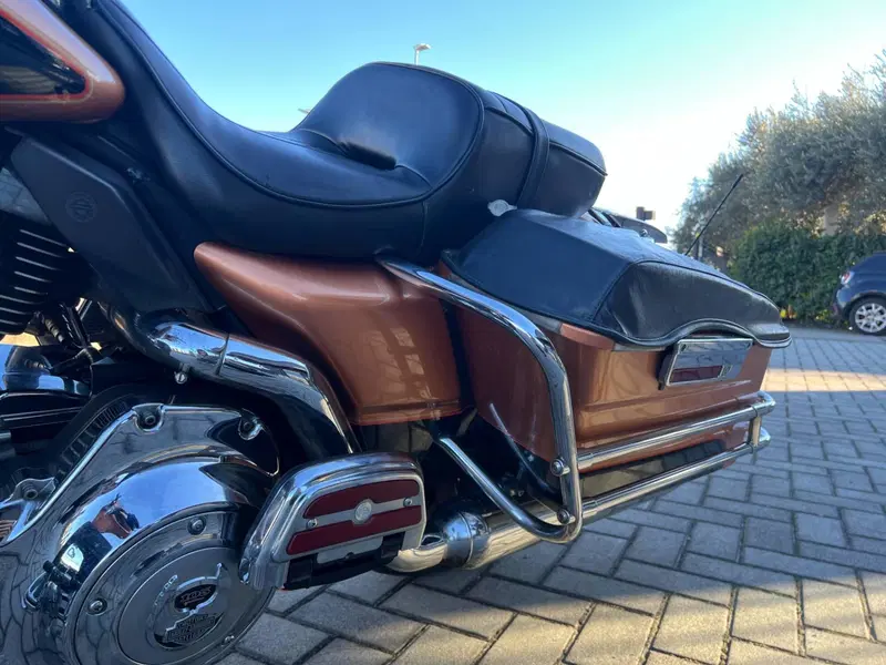 Harley-Davidson 1584 Electra Glide Ultra Classic (2008 - 13) - FLHTCU (10)