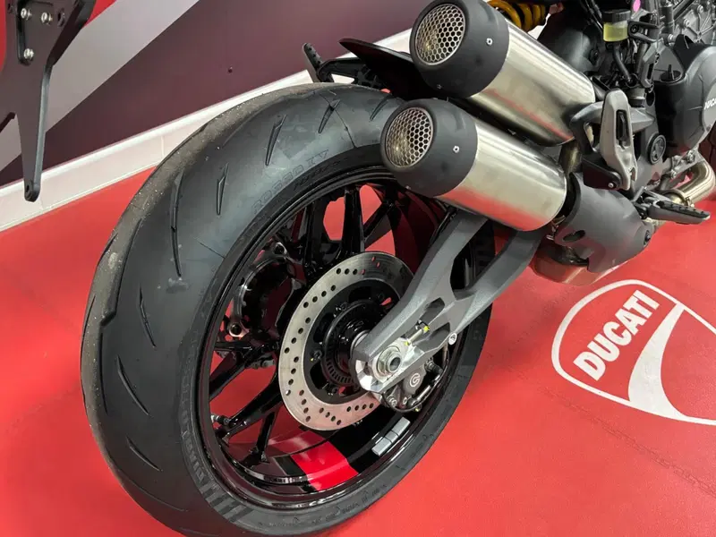 Ducati Monster 890 + (2026) (6)
