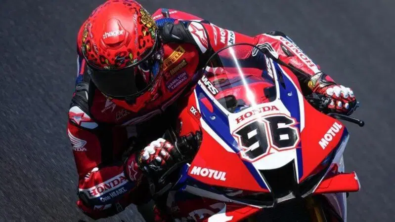 SBK 2026 GP d'Australia a Phillip Island. Fratture al polso per Jake Dixon. Honda senza i due piloti ufficiali