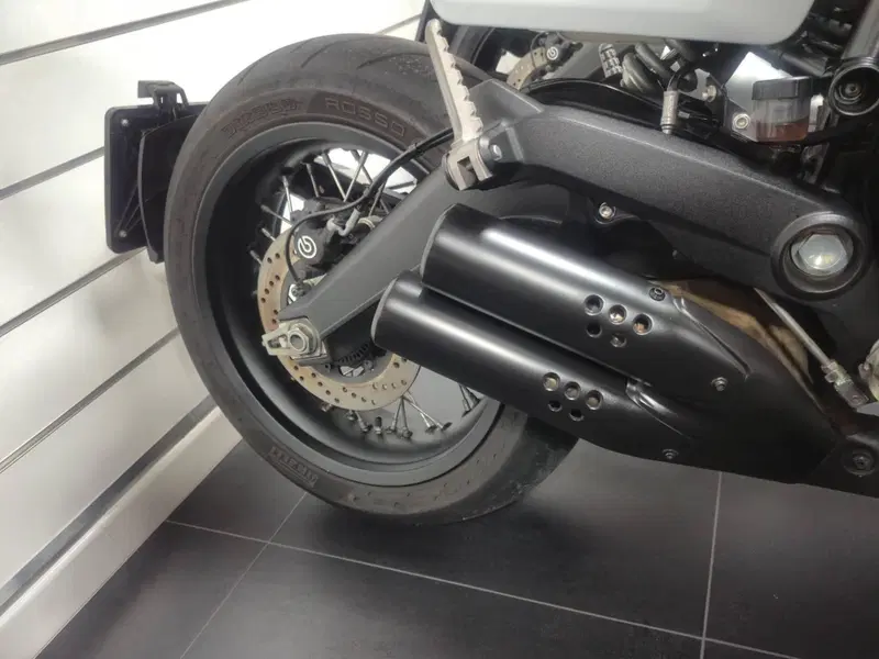 Ducati Scrambler 800 Urban Motard (2022) (8)