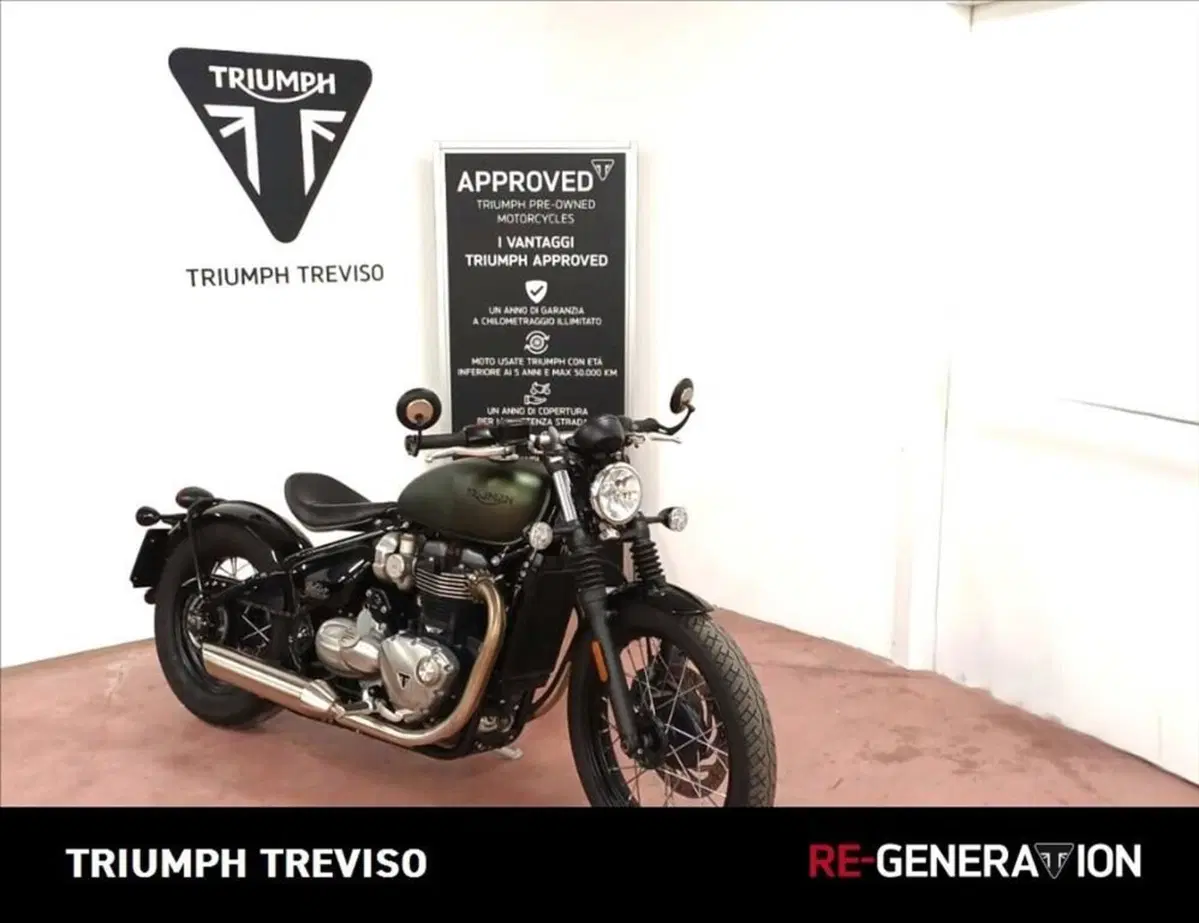 Triumph Bonneville Bobber 1200 (2021 - 25) (2)