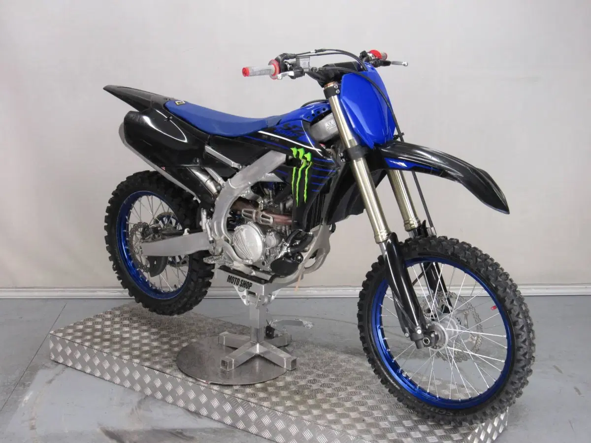 Yamaha YZ 250 F Monster Energy (2023) (2)