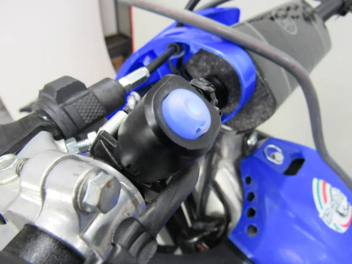 Yamaha YZ 250 F Monster Energy (2023) (13)