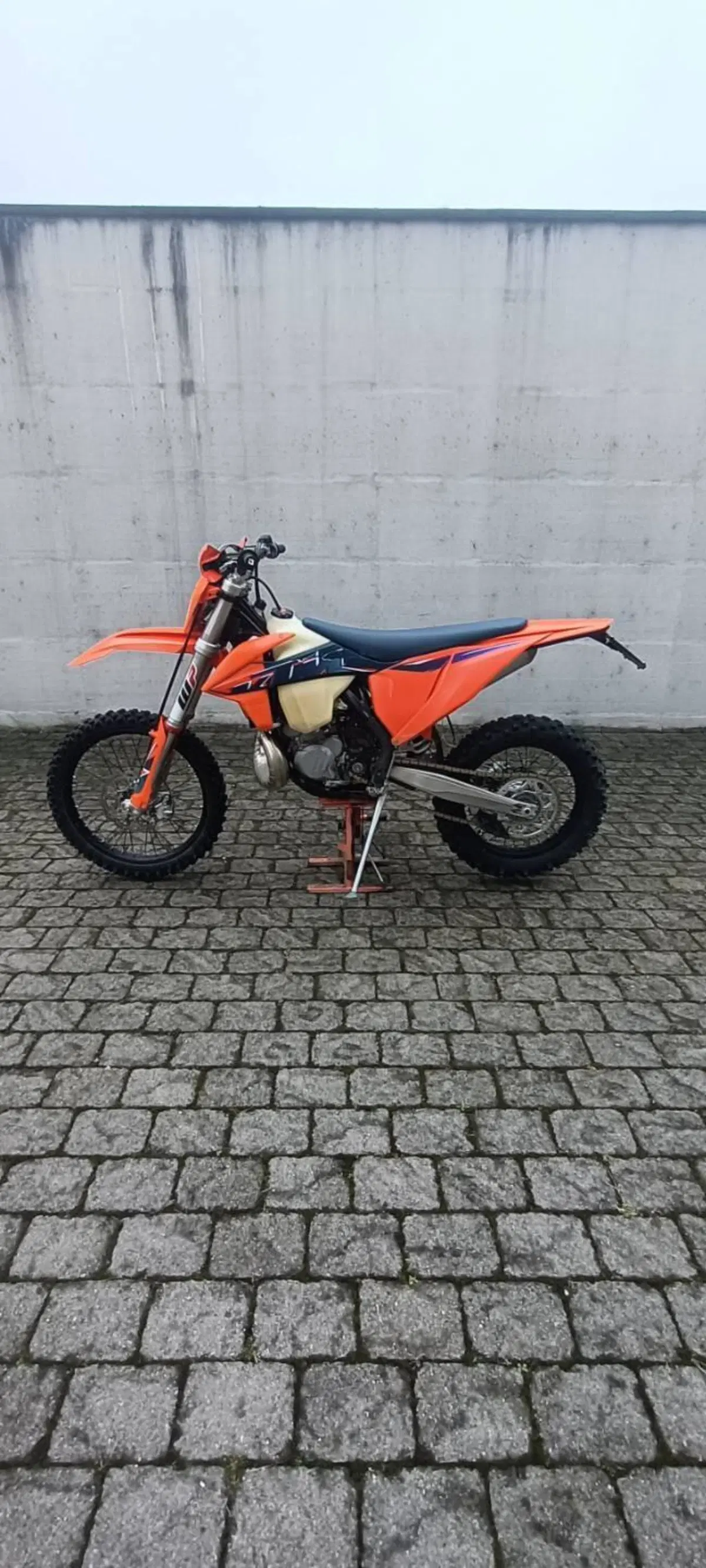 KTM 250 EXC TPI (2022) (7)